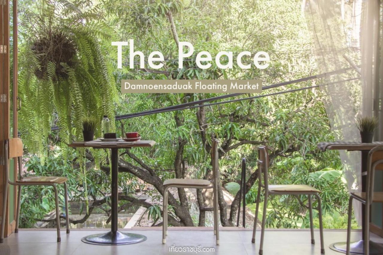 Хостел The Peace Damnoen Saduak Екстер'єр фото